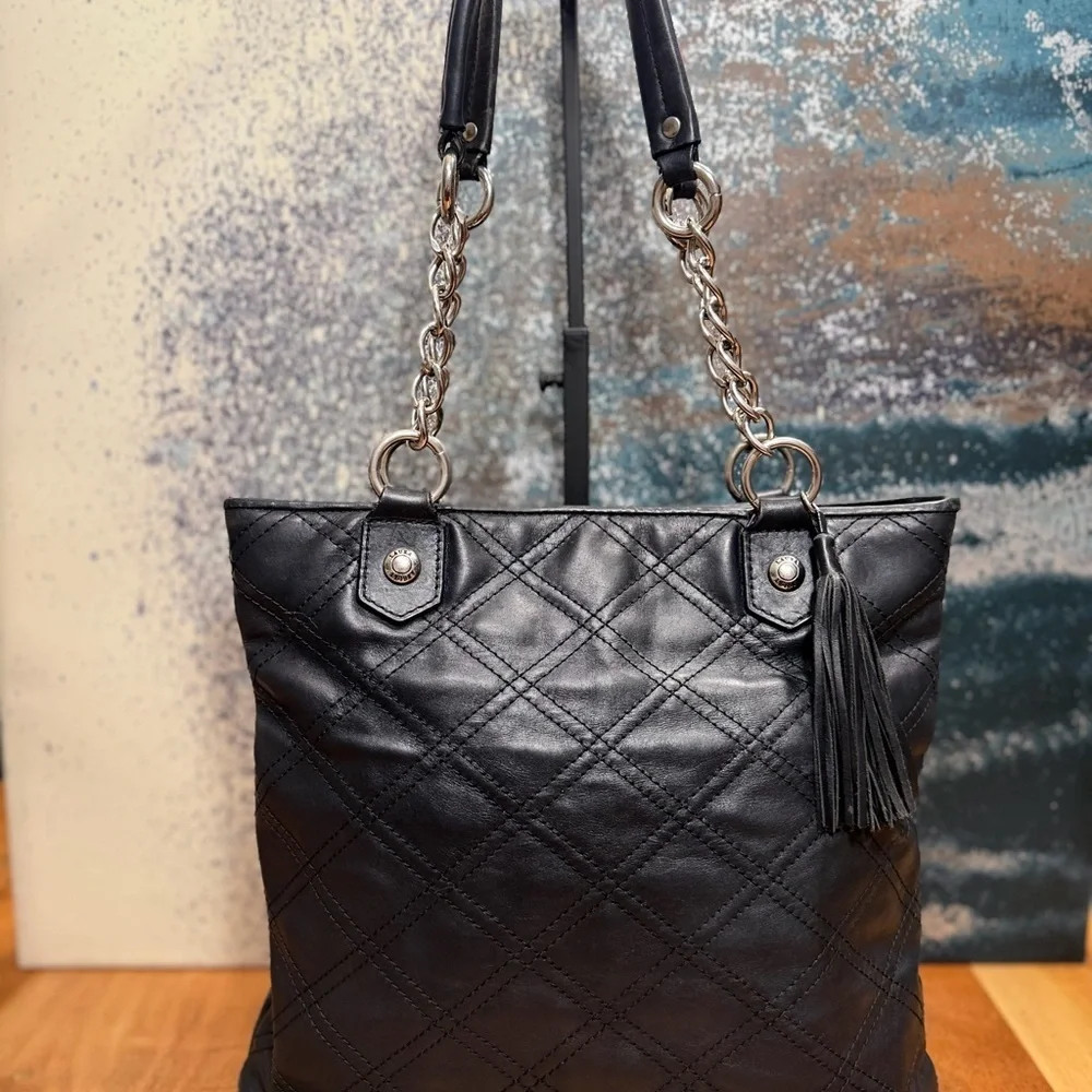 Laura Ashley y2k Vintage Quilted Tote with Silver tone‎ chain/leather strap
